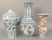 THREE CHINESE PORCELAIN VASES,