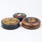 THREE CIRCULAR SNUFF BOXESComp