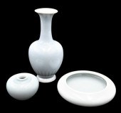 THREE CLAIR DE LUNE PORCELAIN
