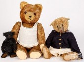 THREE CONTEMPORARY TEDDY BEARS