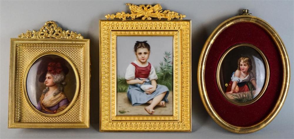 THREE CONTINENTAL PORCELAIN
