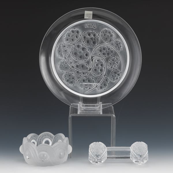 THREE CRYSTAL TABLE ITEMS 