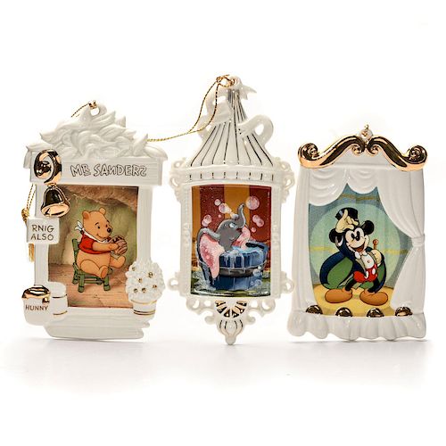 THREE DISNEY CLASSICS HOLIDAY