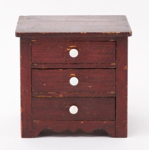 THREE-DRAWER PINE JEWELRY CHEST,