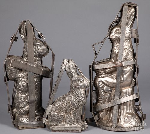 THREE EASTER BUNNY CHOCOLATE