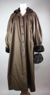 THREE ELEGANT LADIES' COATS IN