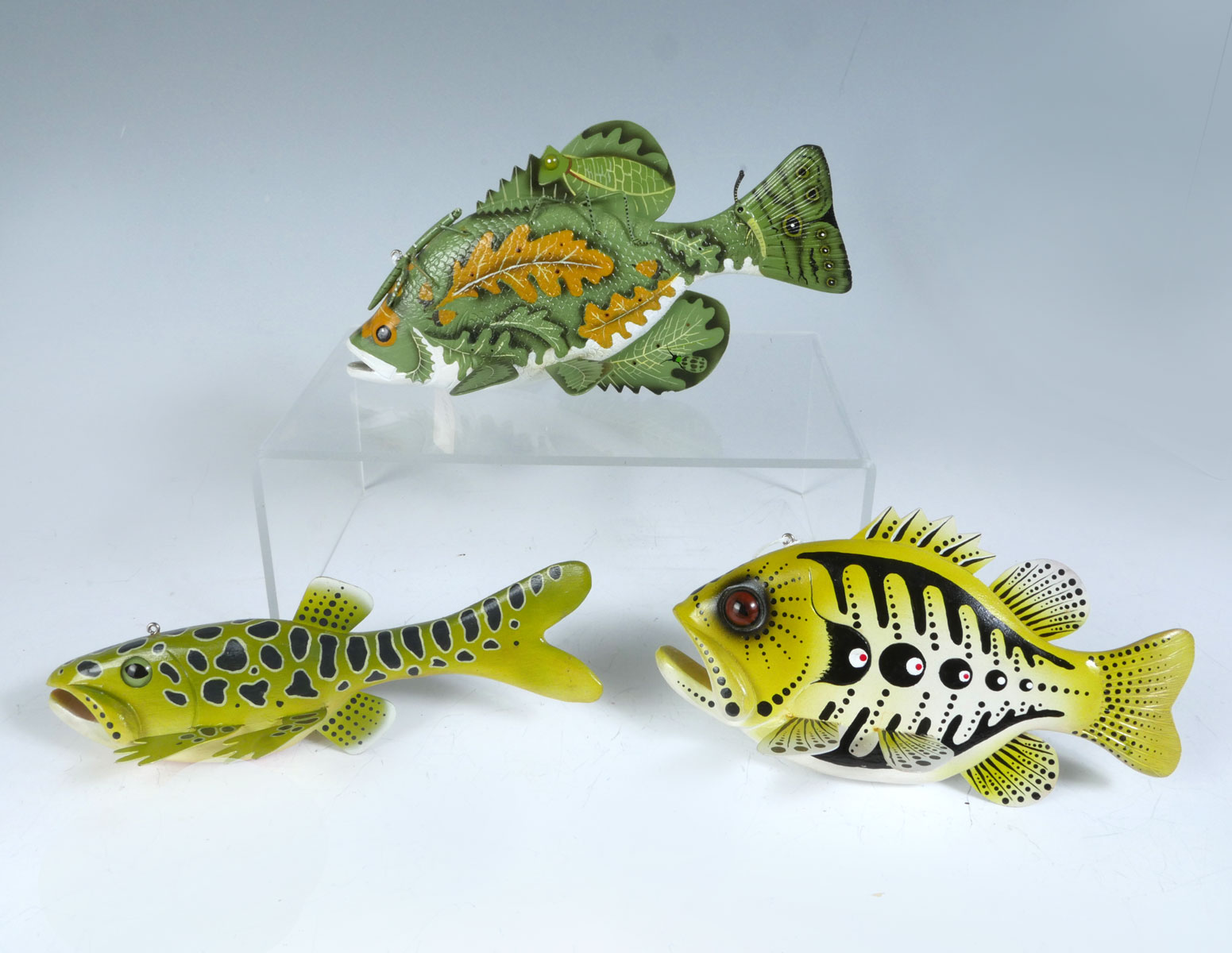 THREE EXCEPTIONAL FISH DECOYS: 1)