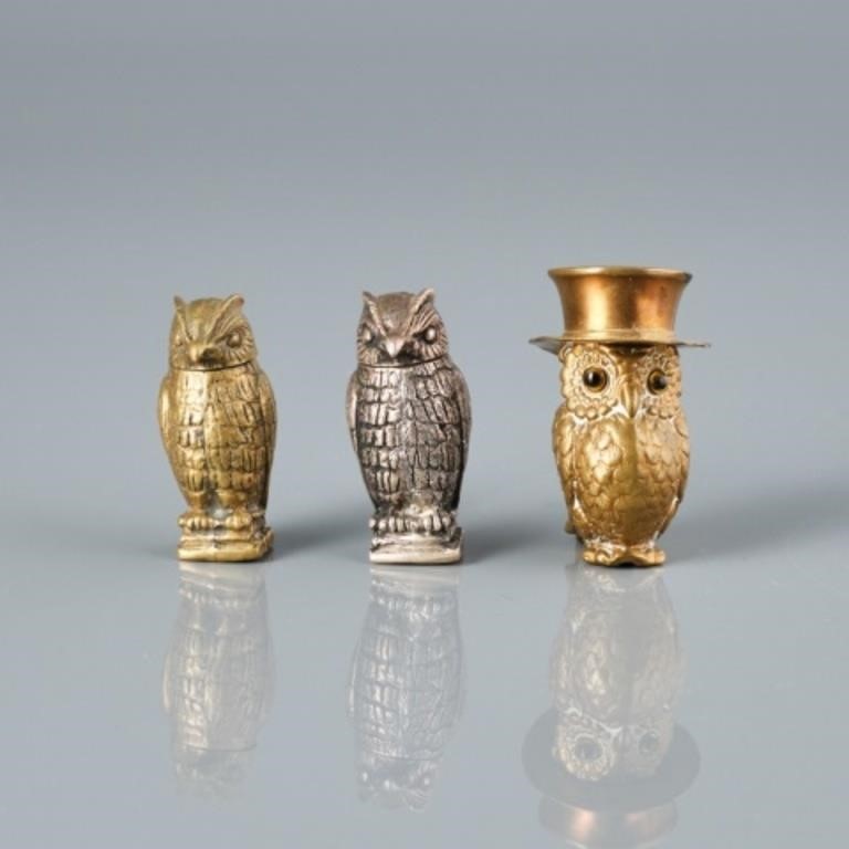 THREE FIGURAL VESTA MATCH SAFES -