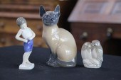 THREE FIGURE GROUPS. Royal Cop