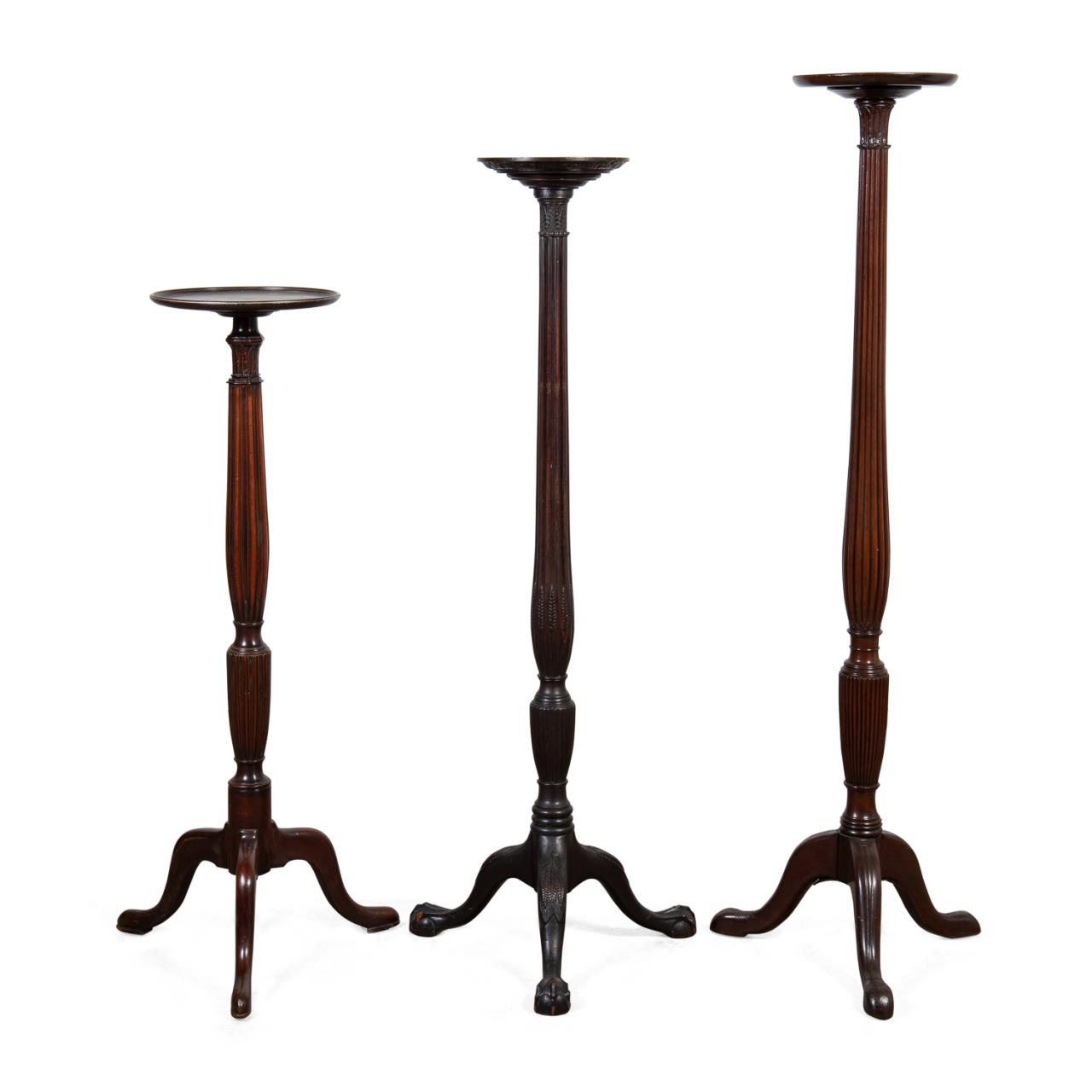 THREE GEORGIAN STYLE MAHOGANY