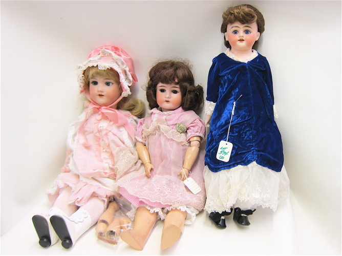 THREE GERMAN COLLECTIBLE DOLLS: