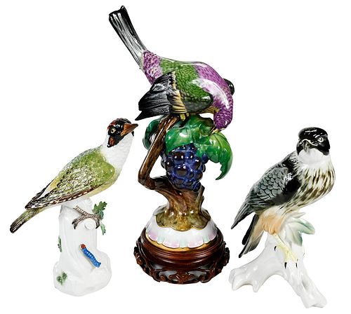 THREE GERMAN PORCELAIN BIRDS20th