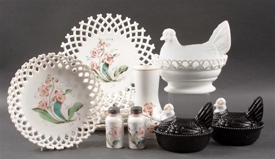 Three glass hens on nests six
