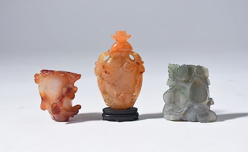 THREE HARDSTONE SNUFF