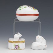 THREE HEREND PORCELAIN BUNNY T