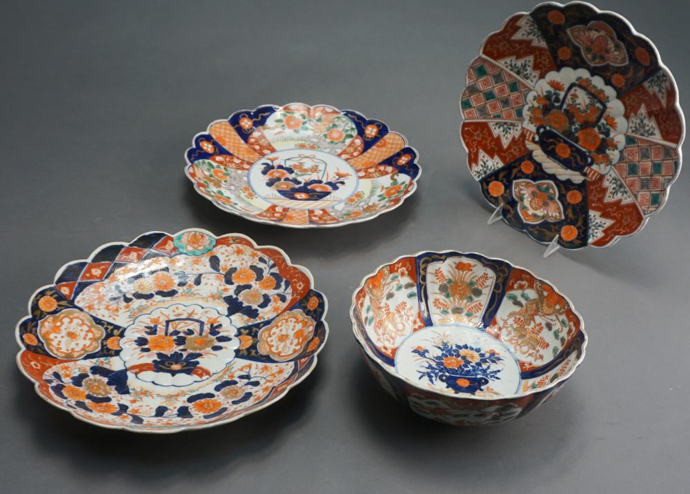 THREE IMARI ROUND SCALLOP BORDER