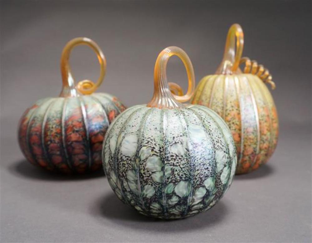 THREE JACK PINE ART GLASS GOURDS, H