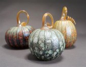 THREE JACK PINE ART GLASS GOUR