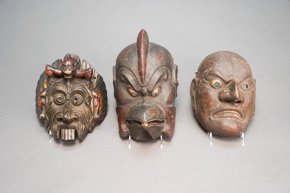 THREE JAPANESE LACQUER PAPIER MACHE
