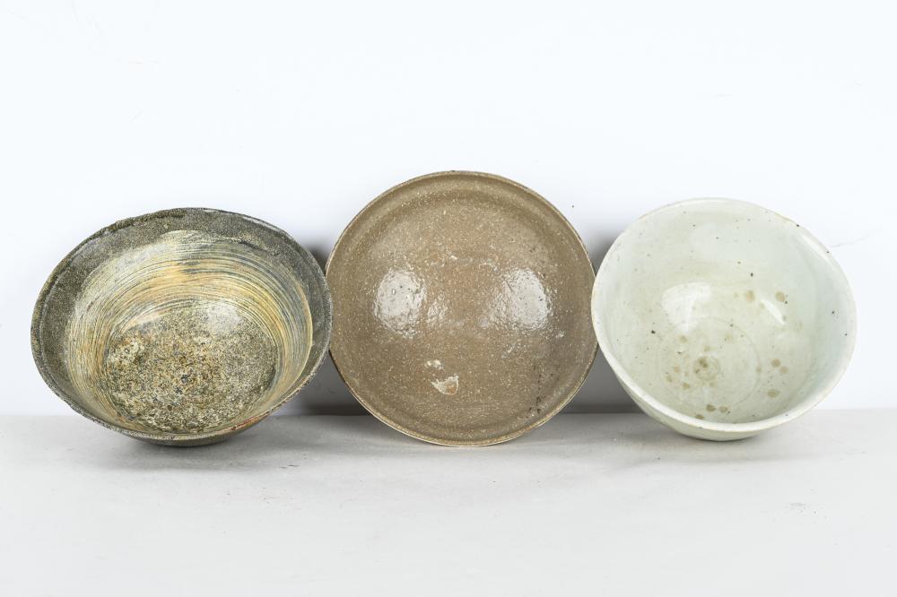 THREE KOREAN CERAMIC BOWLSthe
