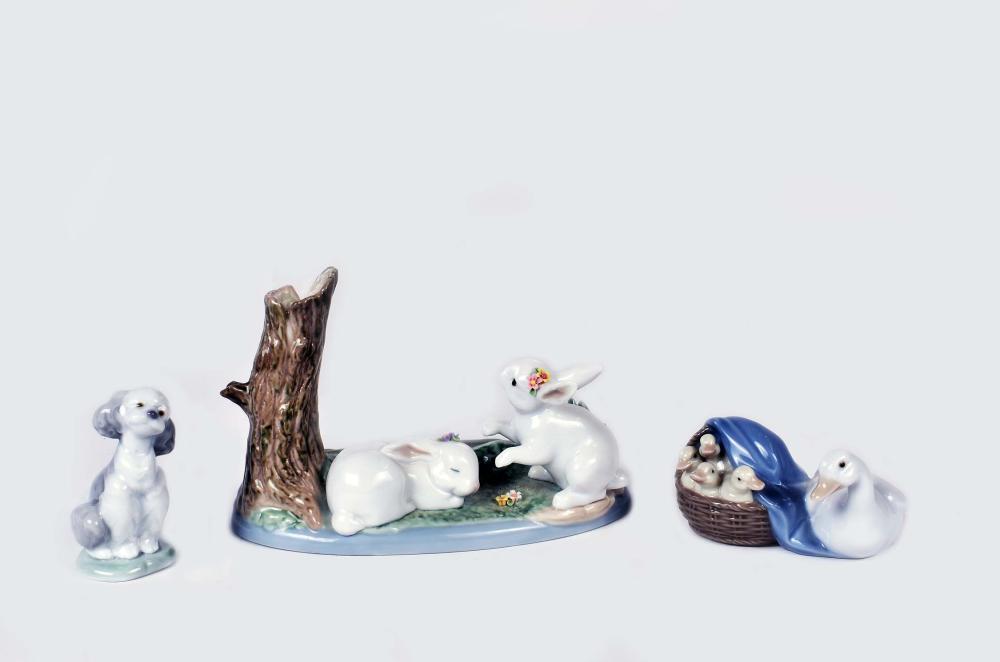 THREE LLADRO ANIMAL GROUPSEach
