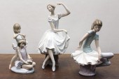 THREE LLADRO PORCELAIN FIGURIN