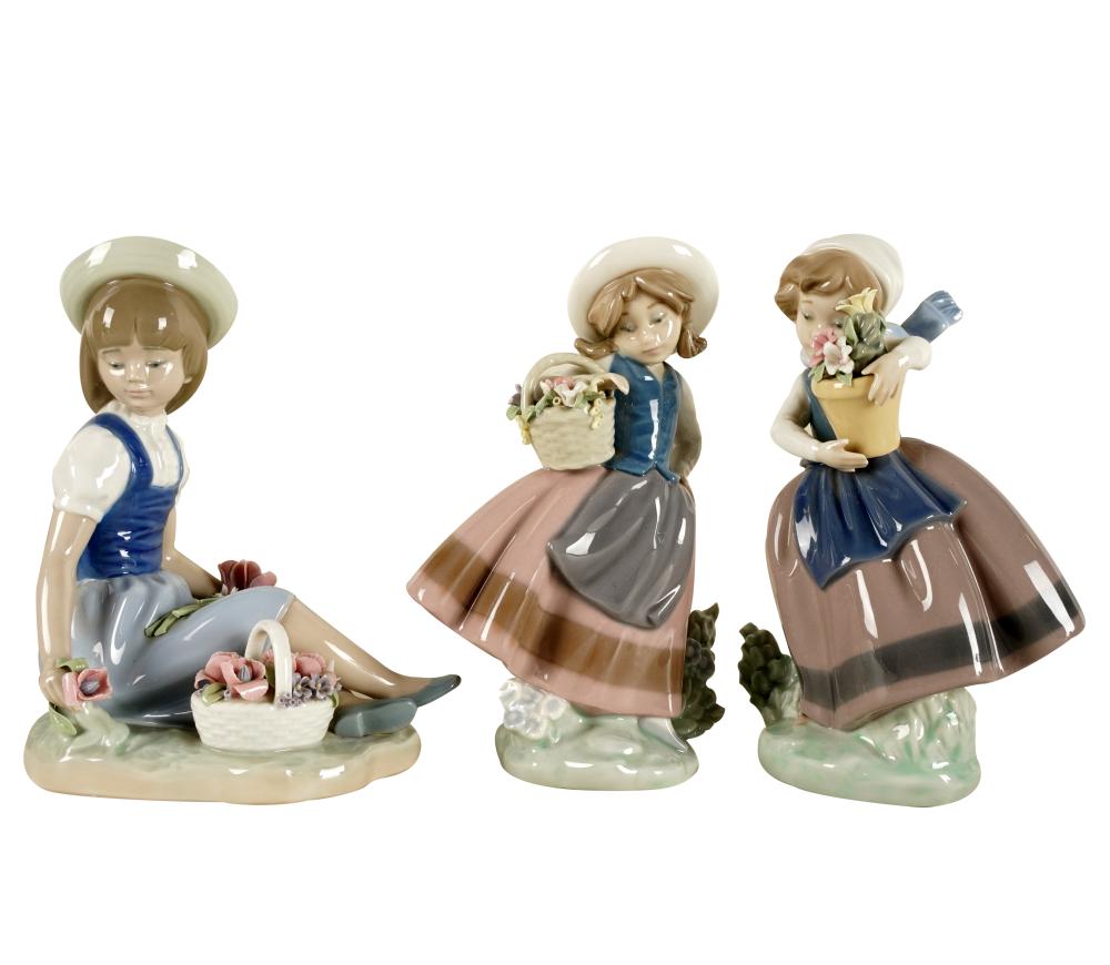 THREE LLADRO PORCELAIN FLOWER