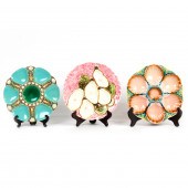 THREE MAJOLICA OR POTTERY OYST