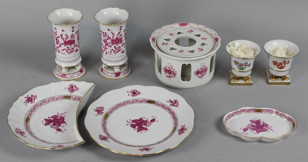 THREE MEISSEN PIECES blue Crossed
