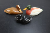 THREE MINIATURE DUCK SCULPTURE