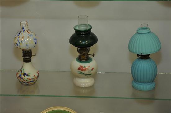 THREE MINIATURE LAMPS. An oplescent