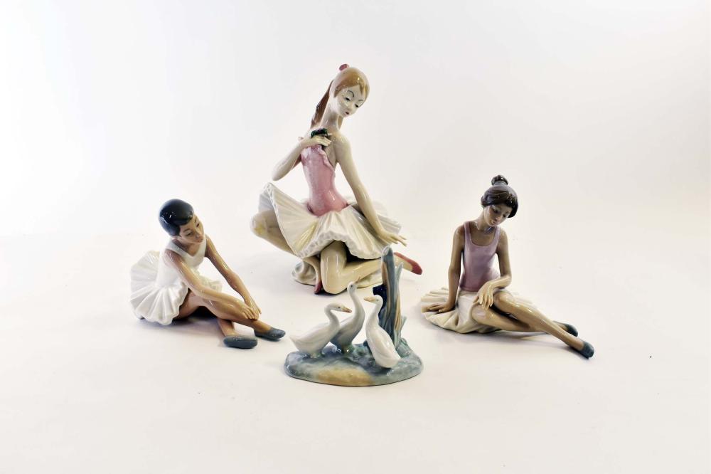 THREE NAO PORCELAIN