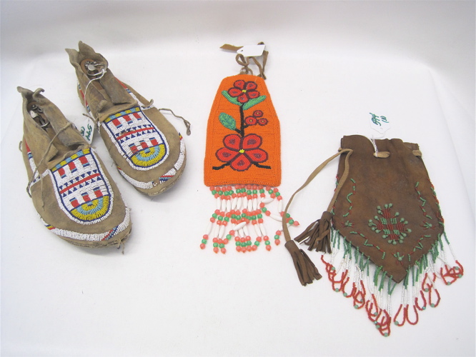 THREE NATIVE AMERICAN INDIAN HAND