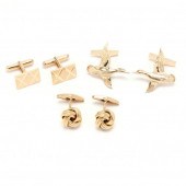 THREE PAIRS OF GOLD CUFFLINKS