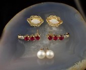 THREE PAIRS OF YELLOW GOLD EAR