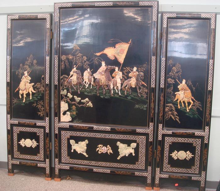 Three part Chinese screen with