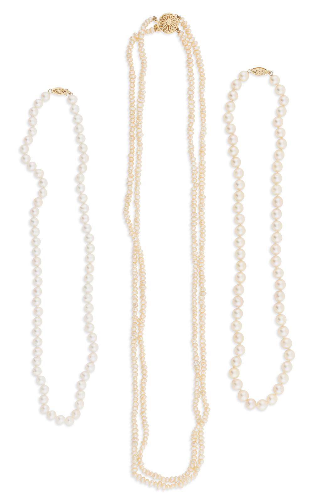 THREE PEARL NECKLACESTHREE PEARL