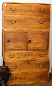 THREE-PEICE CLOTHING TANSU Thr