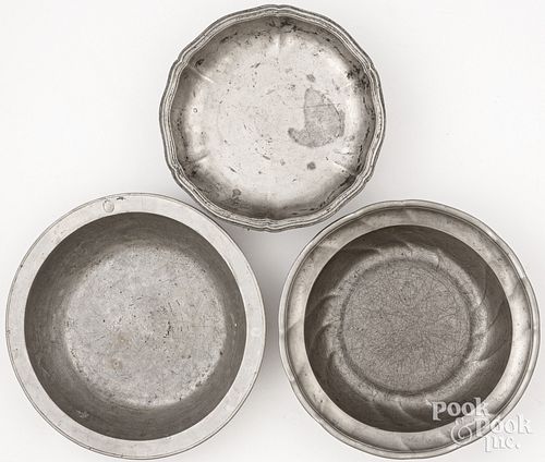 THREE PEWTER BOWLS, 18TH/19TH