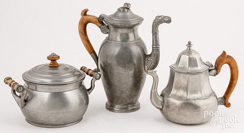 THREE PEWTER ITEMSThree pewter