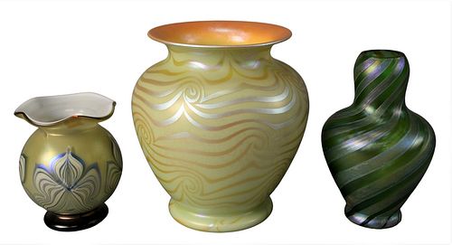 THREE PIECE ART GLASS LOT, TO