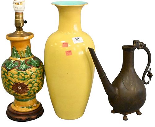 THREE PIECE CHINESE PORCELAIN