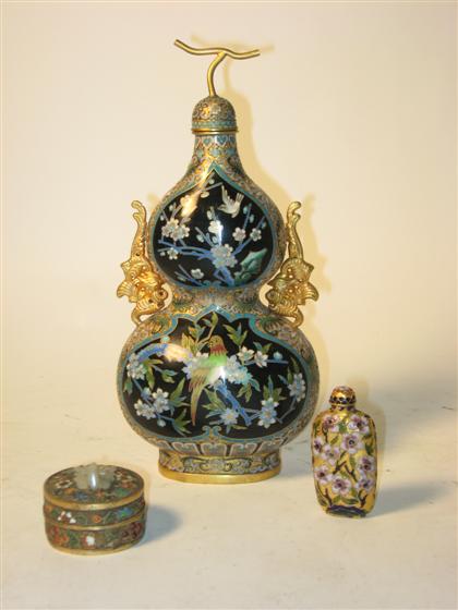 Three piece Closionne table