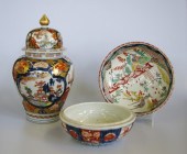 Three-Piece Group of Imari Por