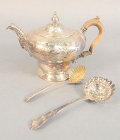 THREE PIECE LOT GEORGIAN SILVE