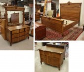 THREE-PIECE OAK BEDROOM SETTHR