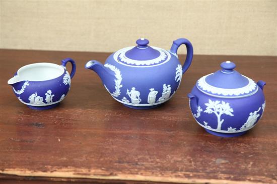 THREE PIECE WEDGWOOD TEASET. Blue