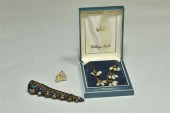 THREE PIECES. Freshwater pearl