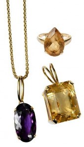 THREE PIECES GOLD AND GEMSTONE