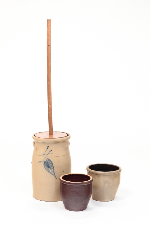 THREE PIECES OF AMERICAN STONEWARE.
